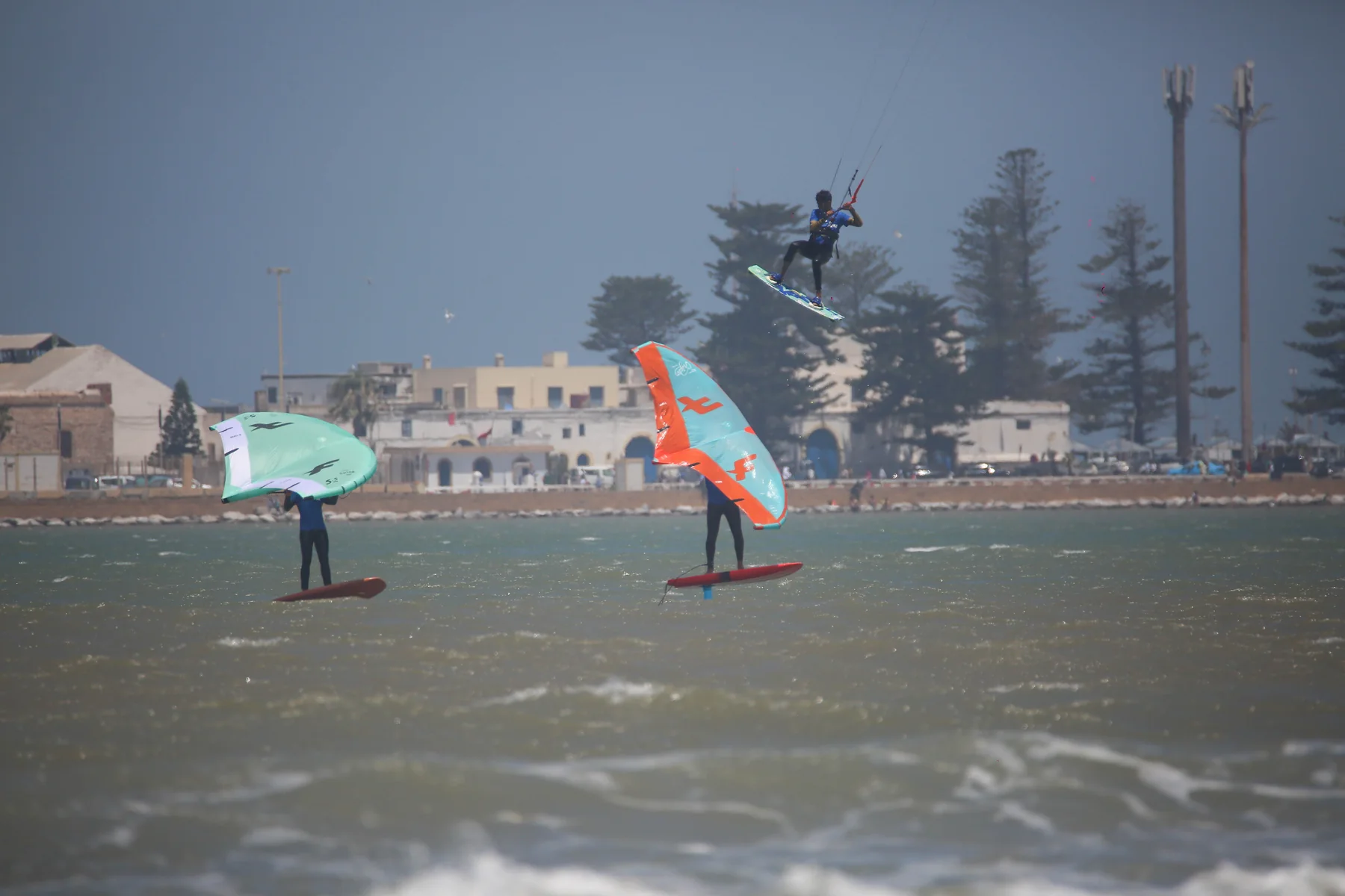 Pourquoi Essaouira fonctionne bien pour apprendre - Cours de wingfoil - KSE Essaouira